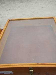 lot 65 image: GLASS DISPLAY CASES   QTY 4