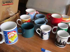 lot 86 image: various coffee cups