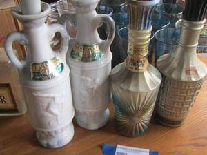 lot 106 image: JIM BEAN DECORATIVE Liquor Decantors  qty 4