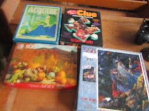 lot 114 image: puzzle lot