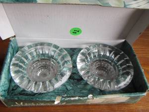 lot 135 image: universal 3 in 1 candle holder set