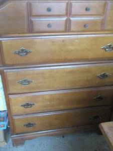 lot 175 image: 5 Drawer Chest 45x34x16