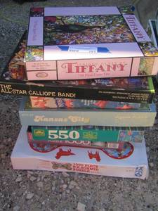 lot 191 image: qty 7 puzzles