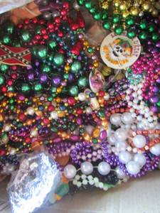 lot 223 image: MARDI GRAS BEADS NECKLACES