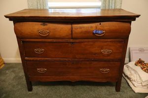 lot 17 image: Vintage or antique dresser with rounded top drawer