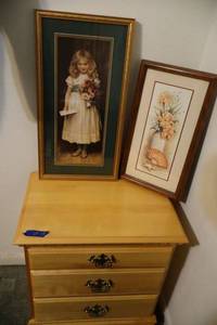 lot 18 image: Side table and wall art