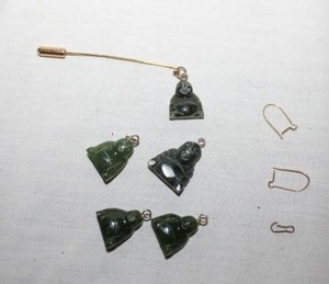 lot 192 image: Jewelry Jade Buddha pendants