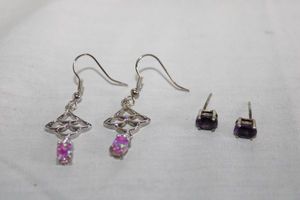 lot 197 image: Jewelry Sterling silver earrings