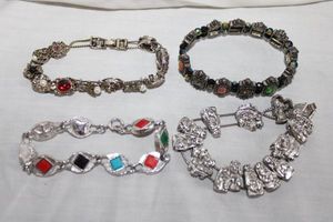 lot 212 image: Jewelry bracelets
