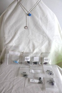 lot 214 image: Jewelry Hexagonal point, arrowhead, and round pendant necklaces