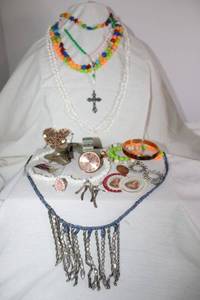 lot 243 image: Jewelry mixed assortment