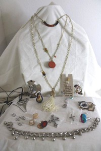 lot 246 image: Jewelry includes 2 Rebecca steel pendant necklaces