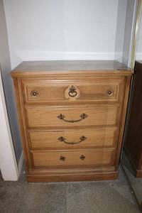 lot 31 image: Vintage tall dresser, see photos (needs bottom handle