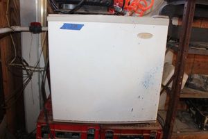 lot 298 image: Mini fridge