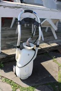 lot 278 image: Rolling Yard sprayer