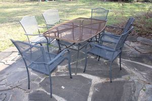 lot 260 image: Wire mesh patio table and chair set