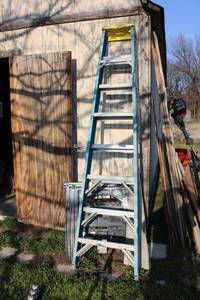 lot 280 image: Werner blue 8Ft. Ladder