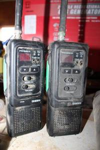 lot 349 image: Uniden walkie talkie radios