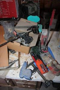 lot 350 image: Misc. tools