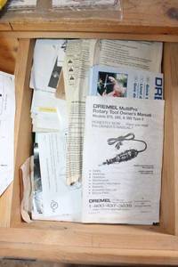 lot 317 image: Tool manuals
