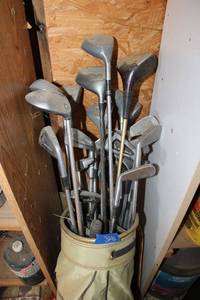 lot 328 image: Golf club set