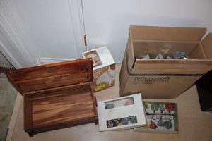 lot 378 image: Patio lights, Cedar box and accent touch lamp