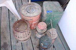 lot 388 image: Camping and outdoor lanterns