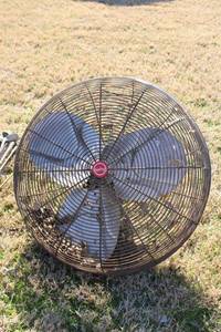lot 404 image: Vintage Dayton 30 fan