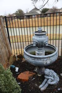 lot 471 image: Outdoor girl statue and Metal waterfountain (condition unknown)