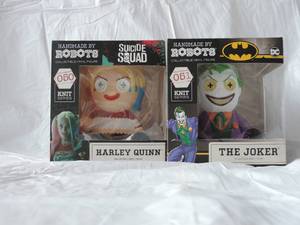 lot 43 image: Harley Quinn and the Joker  new