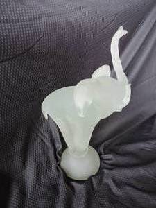 lot 45 image: elephant made of frosted glass or satin glass