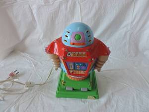 lot 77 image: robot light