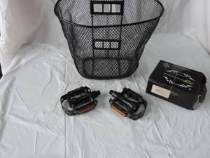 lot 93 image: Bicycle Pedals and basket