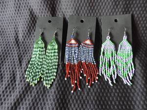 lot 123 image: seed bead earrings