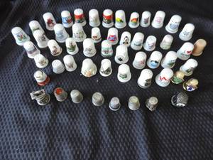lot 140 image: over 50 Thimbles a mixed Collection