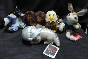 lot 164 image: Dungeons & Dragons plushies all new with tag