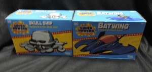 lot 173 image: DC McFarlane Superpowers Skull Ship and BATWING DC SUPERPOWERS Batmans Air Vehicle both new unoprned