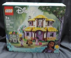 lot 185 image: New Lego Disney Wish Ashas Cottage Building Toy 7 509pcs