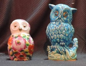 lot 194 image: 2 cute Vintage Owls