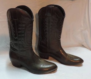 lot 244 image: womens size 8 cowboy boots