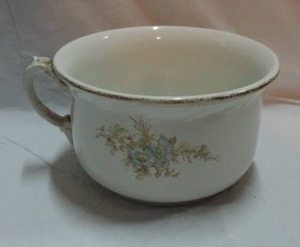 lot 273 image: the biggest coffee cup i have ever seen  lol more like a big bowl shaped like a coffee cup it is about 9 round