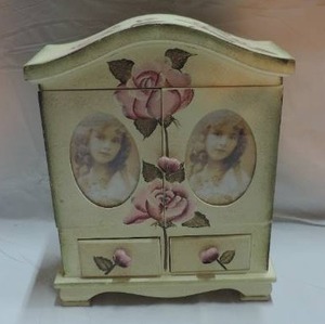 lot 297 image: wood jewelry box with 2 picture frames on it