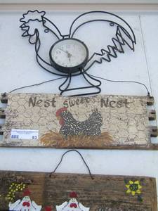 lot 93 image: rooster clock- wooden art