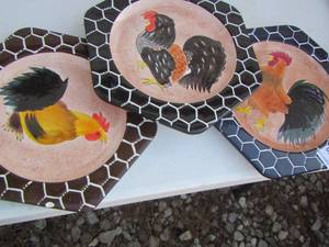 lot 100 image: 3 rooster design dinner plates - handpainted designs