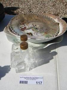 lot 117 image: misc. plates- 2 Texas shape mini bottles