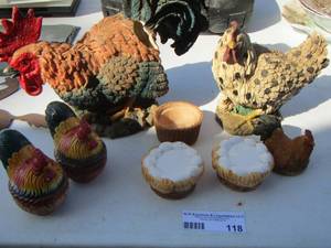 lot 118 image: rooster and more roosters
