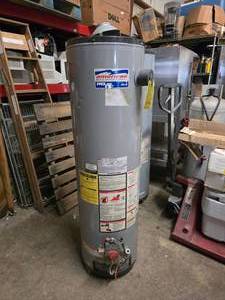 lot 39 image: American Water Heater Co 30 Gallon 29k BTU Water Heater