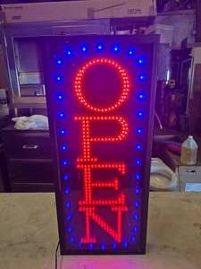 lot 58 image: Lighted Open Sign