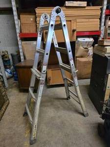 lot 61 image: Gorilla Ladders 13 Position Ladder