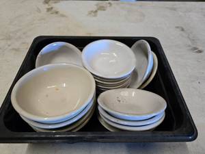 lot 78 image: Lot of Misc World China Bowls